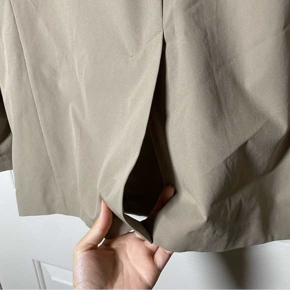 Uniqlo AirSense Men's Blazer Ultra Lightweight Minimalist Beige Size Large L - Picture 8 of 11